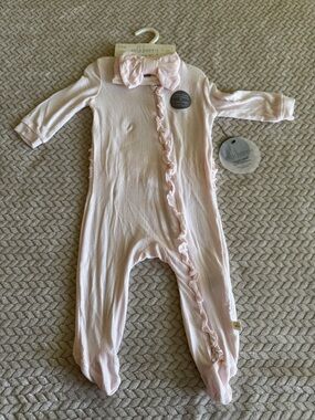 Milkberry Baby Pink Ruffle Footed One-Piece Size 6-9 Months NWT